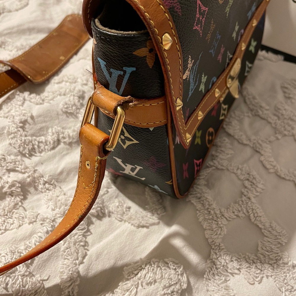 🌈RARE🌈 Louis Vuitton multi color Sologne Bag. - Picture 12 of 16